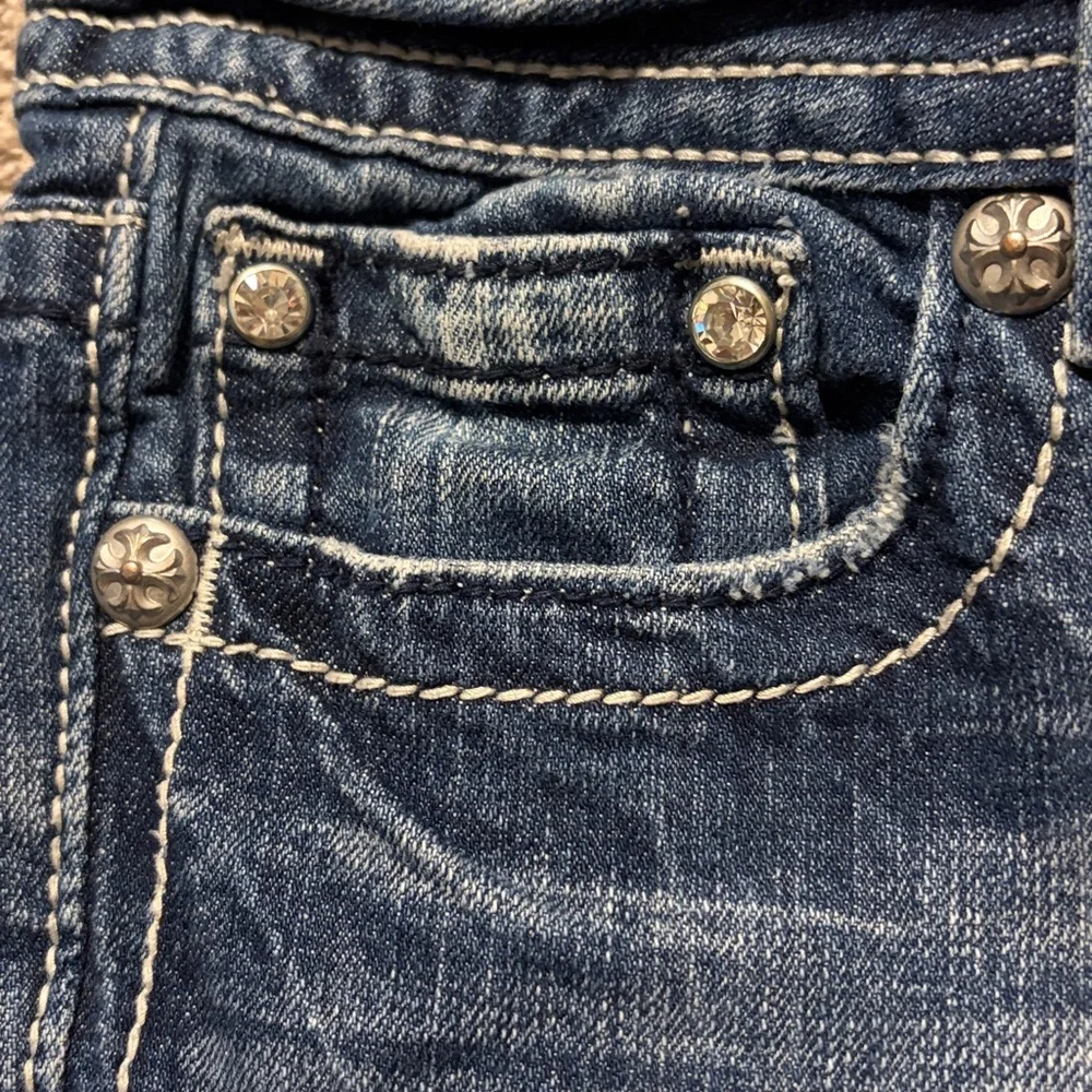 Miss Me Women’s Mid‎ Rise Medium Faded Wash Boot Cut Jeans Size 30